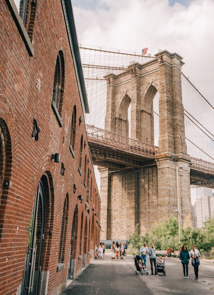 12 Interesting Facts About the Brooklyn Bridge (+Quick History Recap)