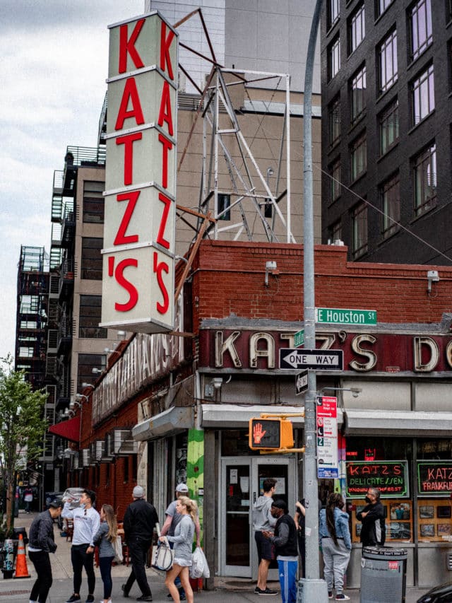 12+ Exciting Things To Do in the Lower East Side (You’ll Love)