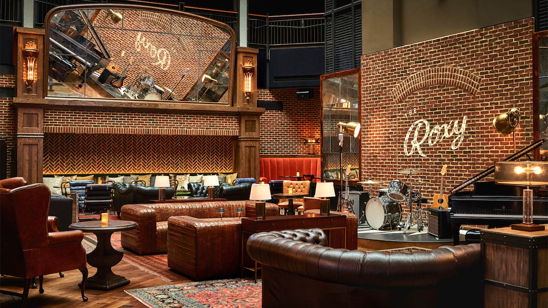 Roxy Bar