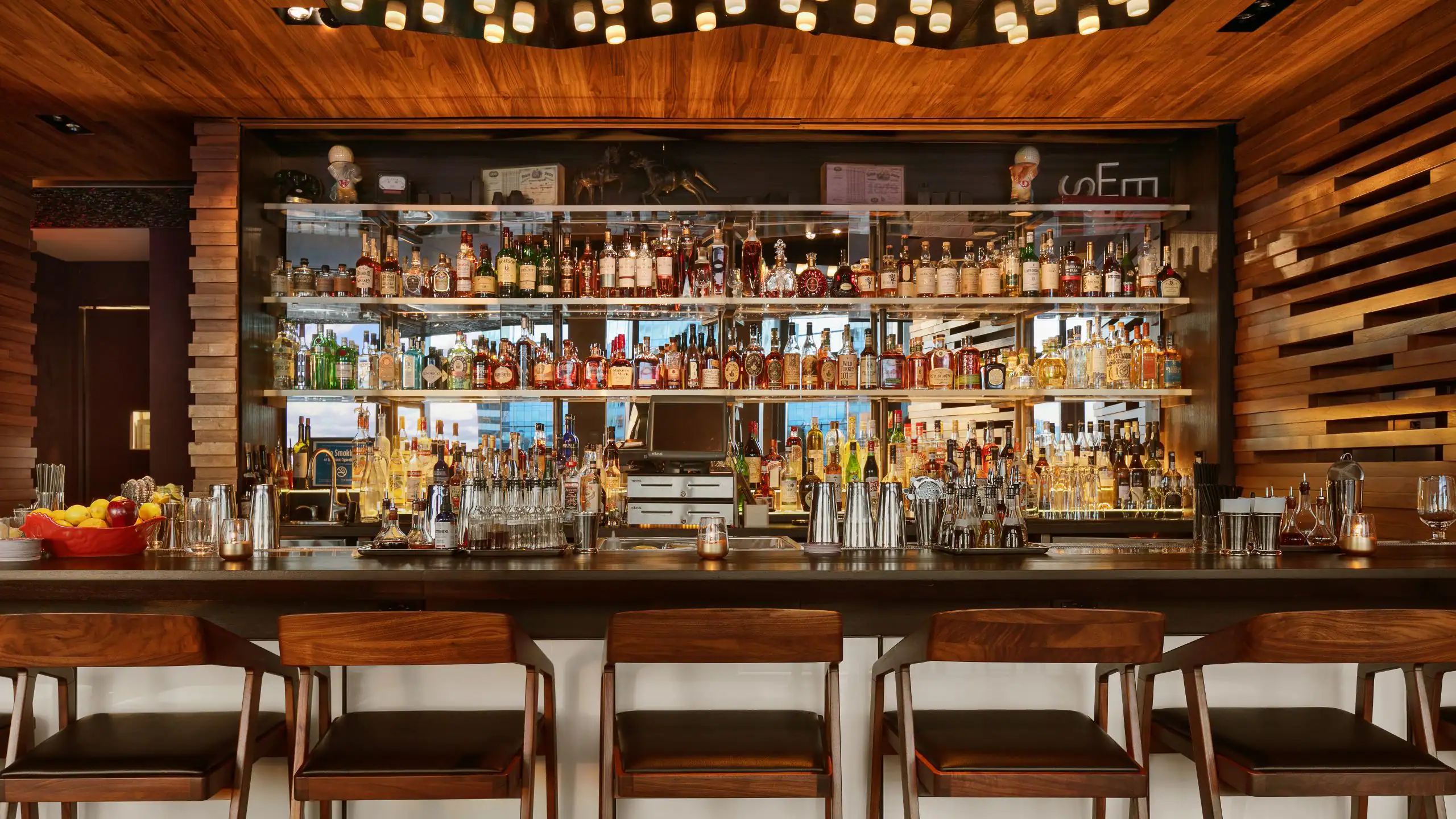 Bar 54